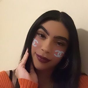 Meet your Posher, Luisanny